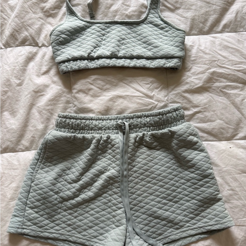 Quilted Light Blue Set